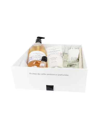 Coffret bougie 180gr + diffuseur 50ml + spray 30ml + extrait 15ml + savon 100gr + lavant mains + 1 coeur Touche de Mauve | Les Lumières du Temps