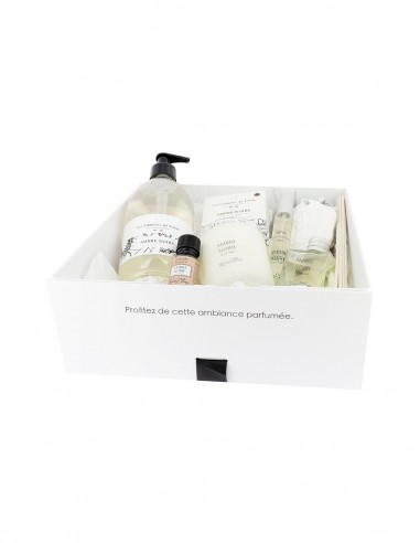 Coffret bougie 180gr + diffuseur 50ml + spray 30ml + extrait 15ml + savon 100gr + lavant mains + 1 coeur Ambre noire | Les Lumières du Temps