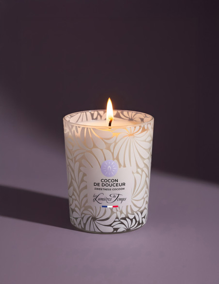 Bougie Végétale 180 g Cocon de Douceur ; un univers fleuri cocooning