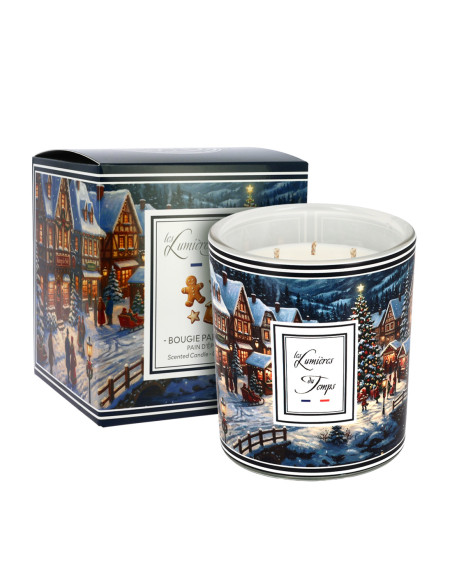 Une bougie généreuse inspirée de l'atmosphère féerique des marchés de Noël enneigé, diffusant un parfum gourmand et épicé.